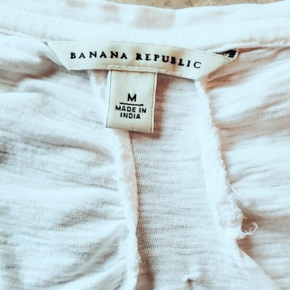 BANANA REPUBLIC Retro Beaded Bow Tee - Picture 5 of 9